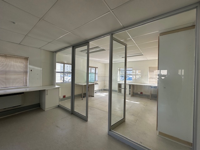 To Let commercial Property for Rent in Pinelands Western Cape
